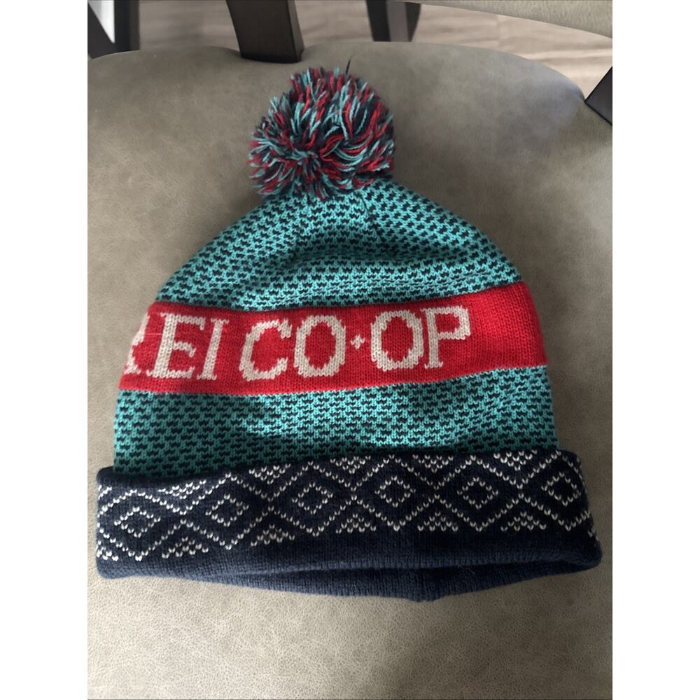 REI Co-op Knit Pom Beanie Hat One Size Teal/Red Classic Winter Cap for Ski